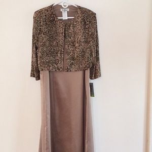 D’Albert Formal Gown Size 14
